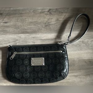 MK black patent wristlet